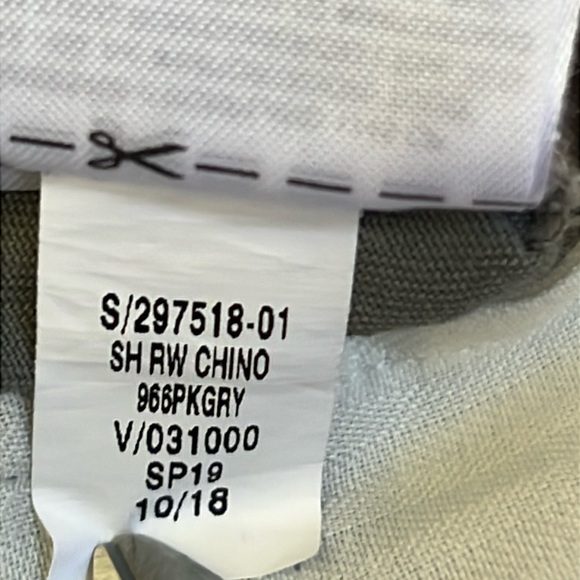 Gap Boys Gray Relaxed Straight Legged Fit Chino. Pull on - Picture 5 of 8